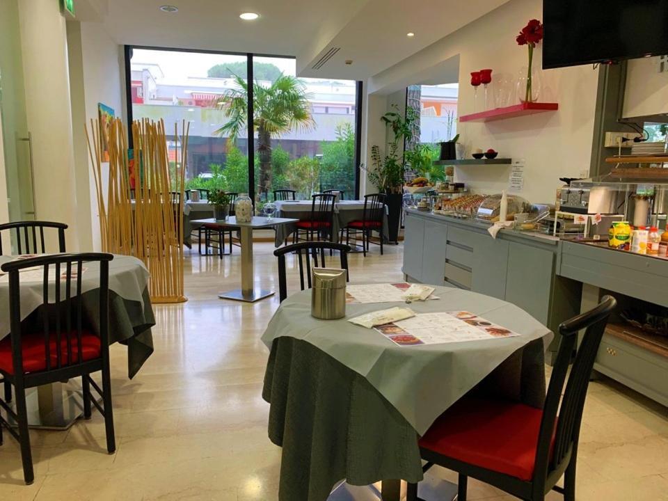 Hotel Logonovo Llido Degli Estensi Zewnętrze zdjęcie