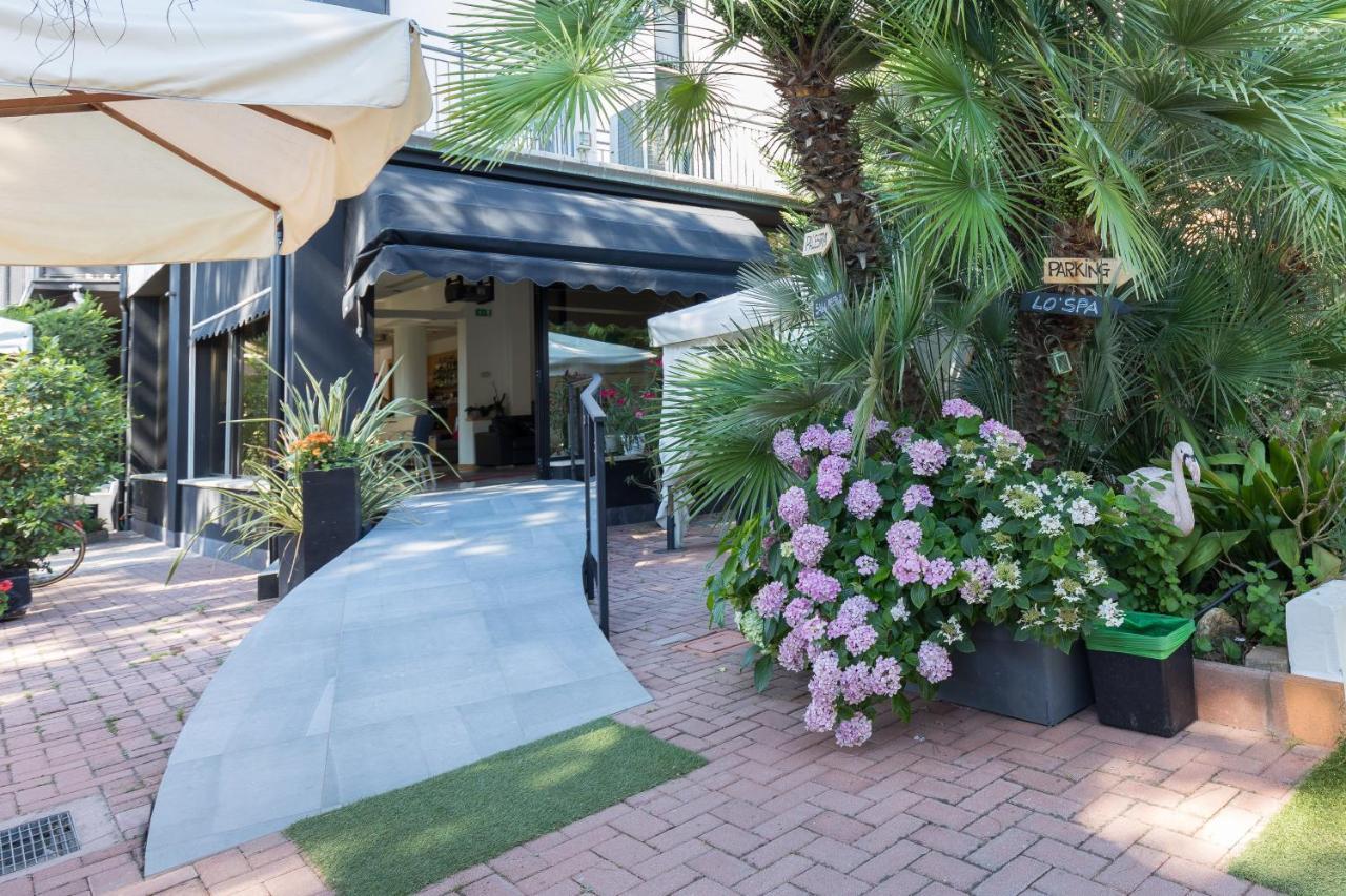 Hotel Logonovo Llido Degli Estensi Zewnętrze zdjęcie