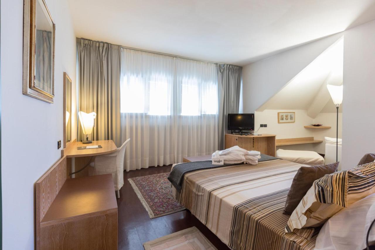 Hotel Logonovo Llido Degli Estensi Zewnętrze zdjęcie